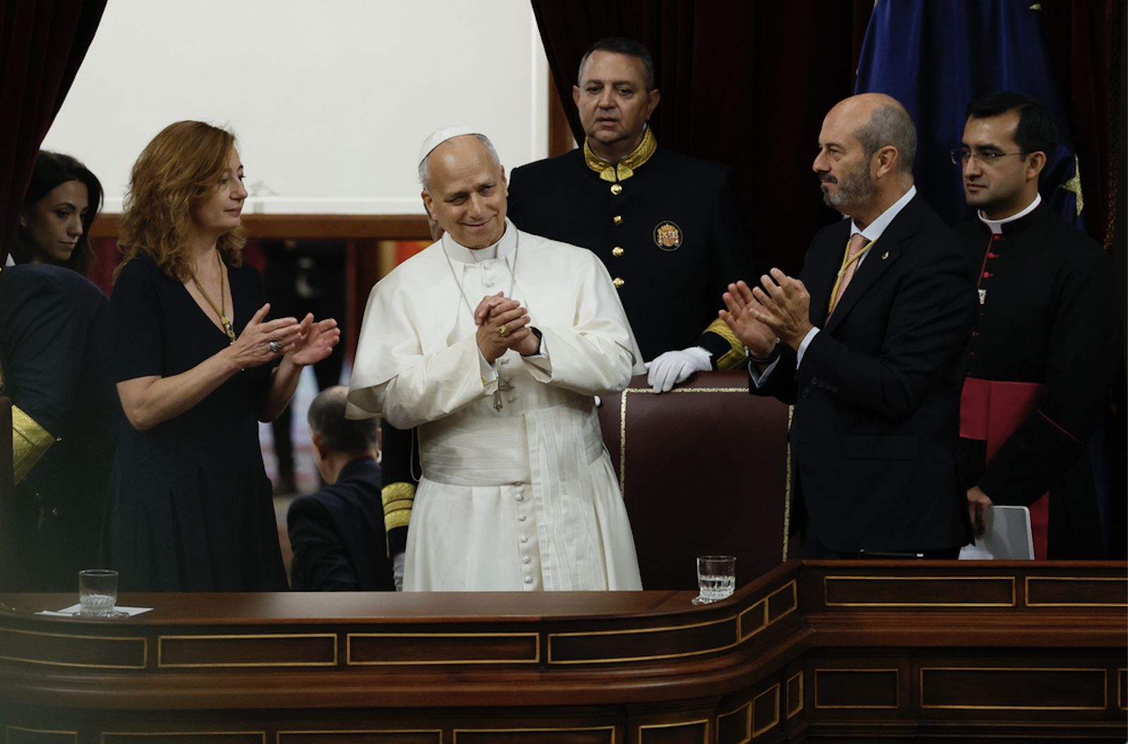 Aplausos al Papa en el Congreso