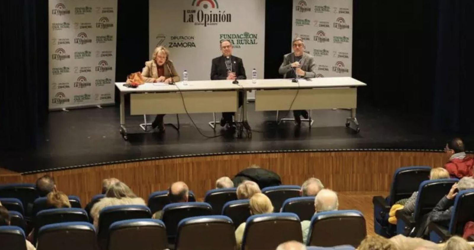 Un momento del foro con Fernando Valera