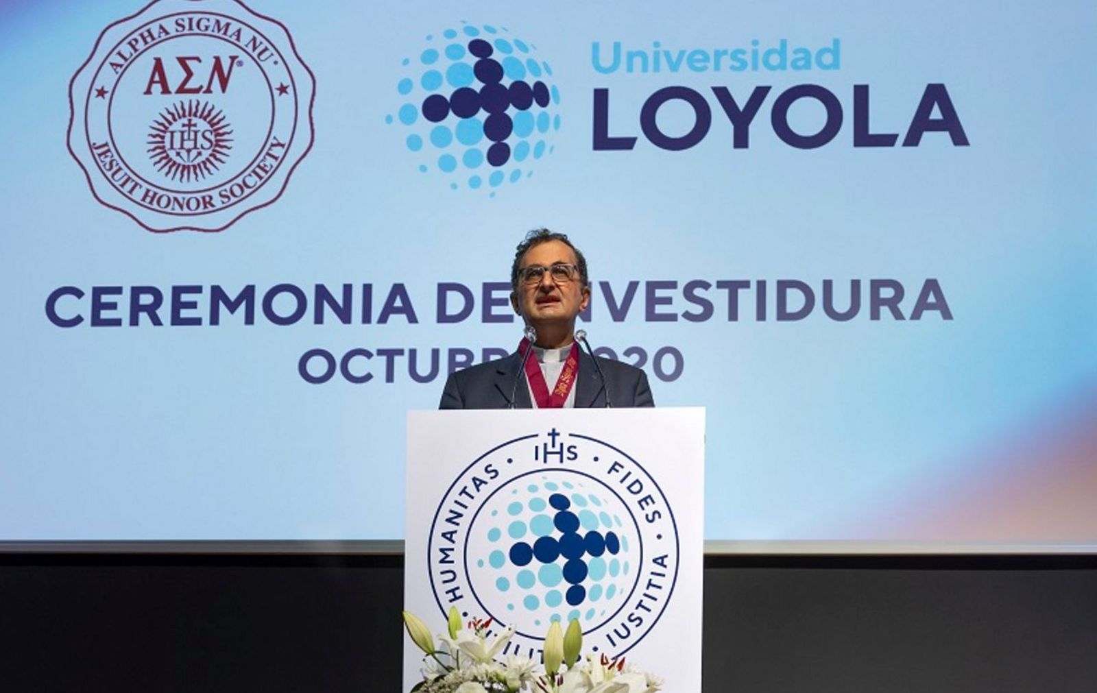 El provincial de los jesuitas, Antonio España, en la Loyola