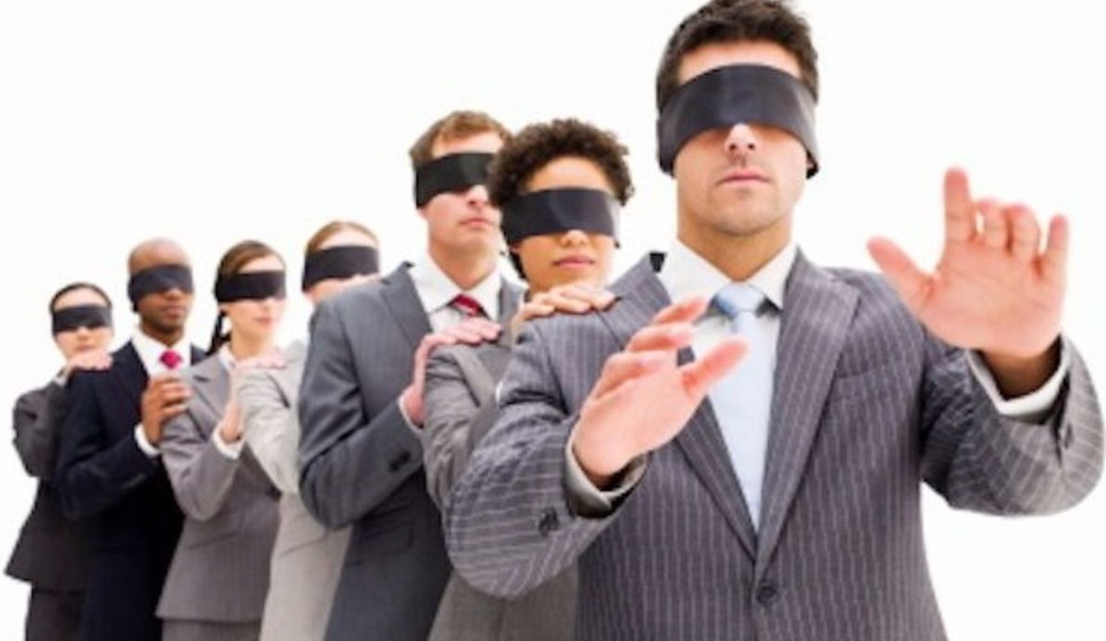 Ciego que guía  a ciegos