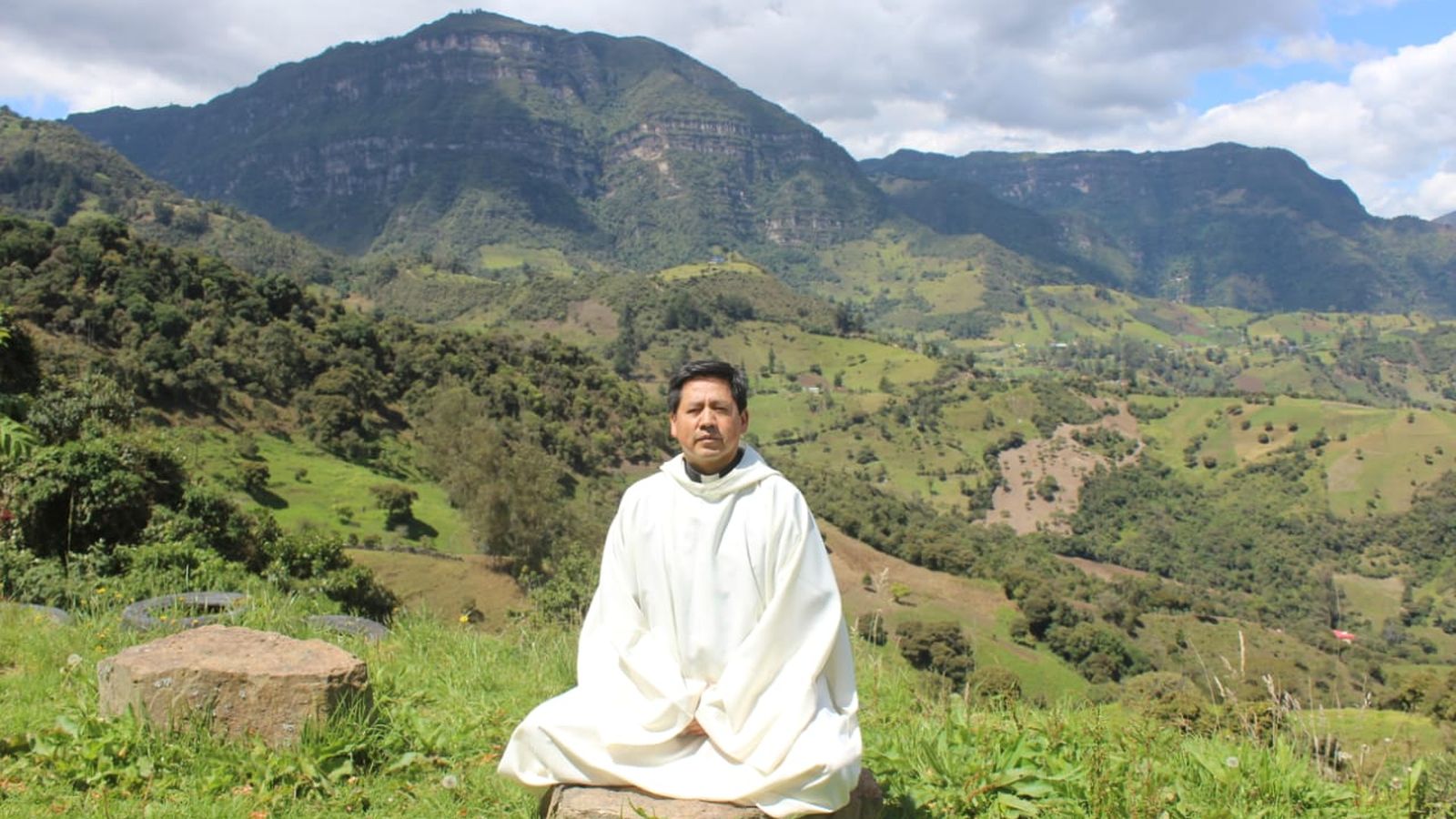 P. Víctor Ricardo Moreno Holguín - Espiritualidad Integral