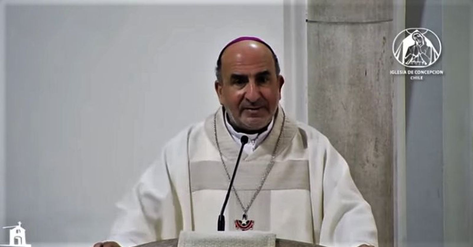 Mons. Fernando Chomali
