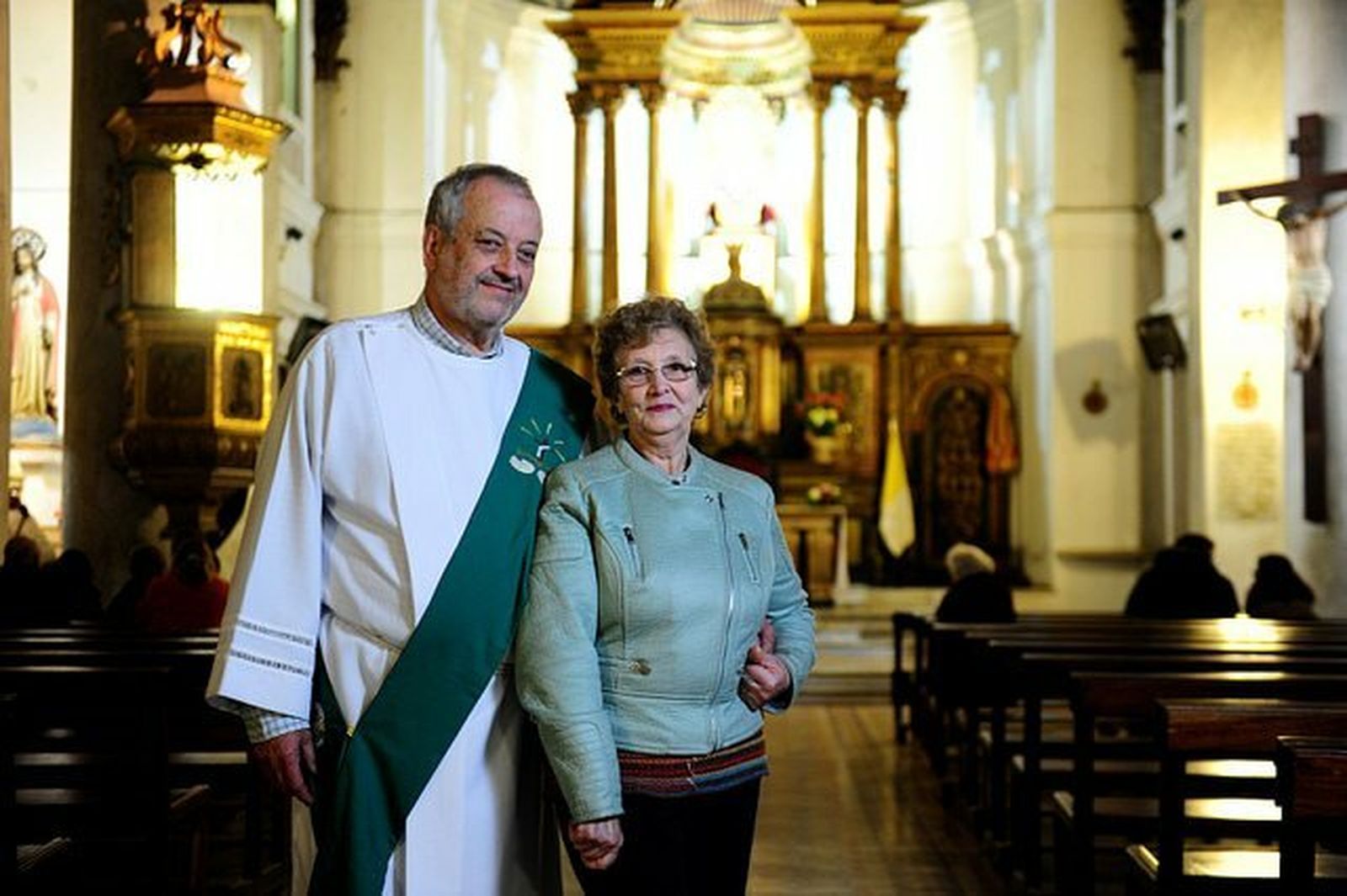 Diáconos permanentes, clérigos casados