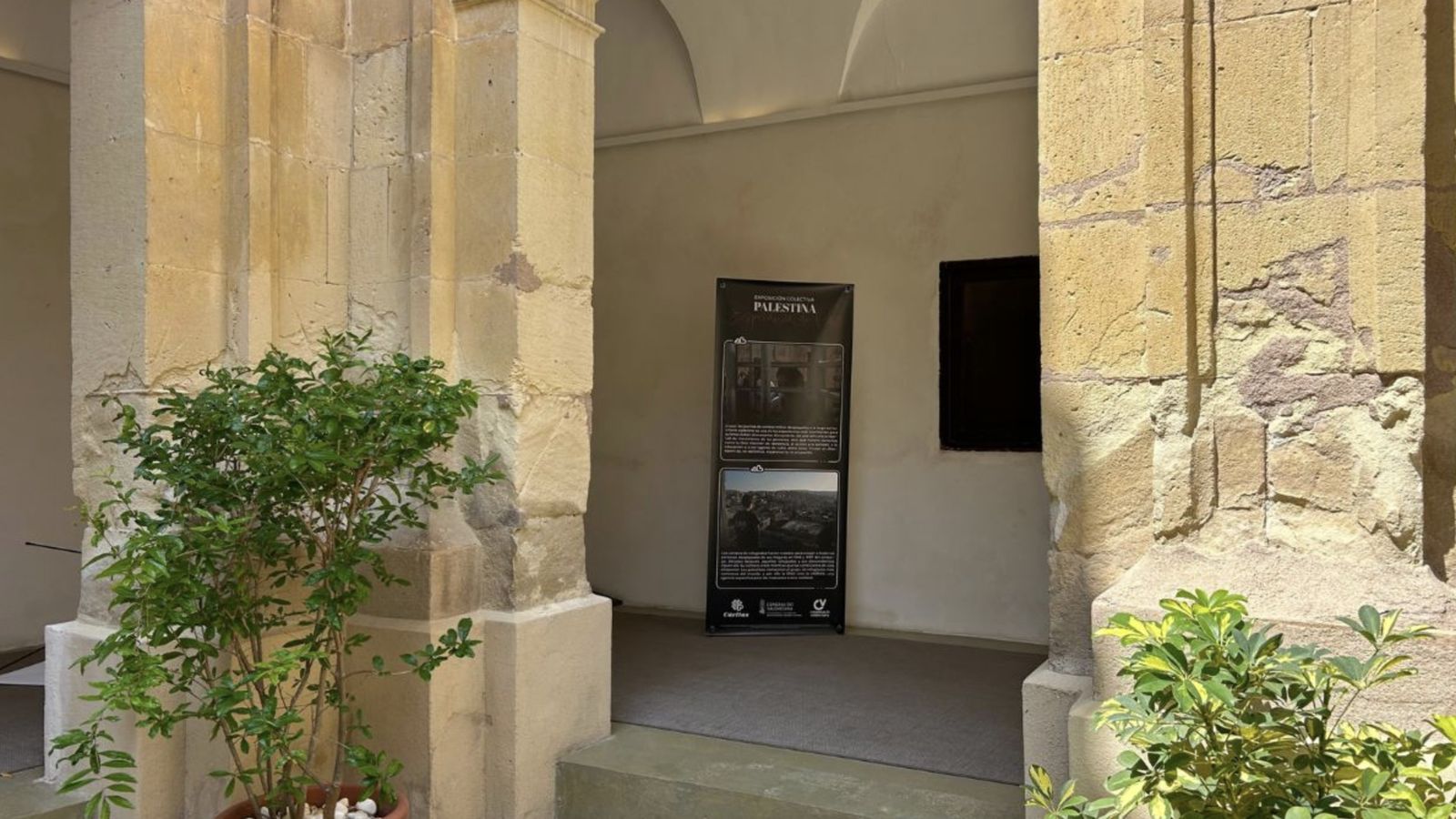 Un panel de la exposición