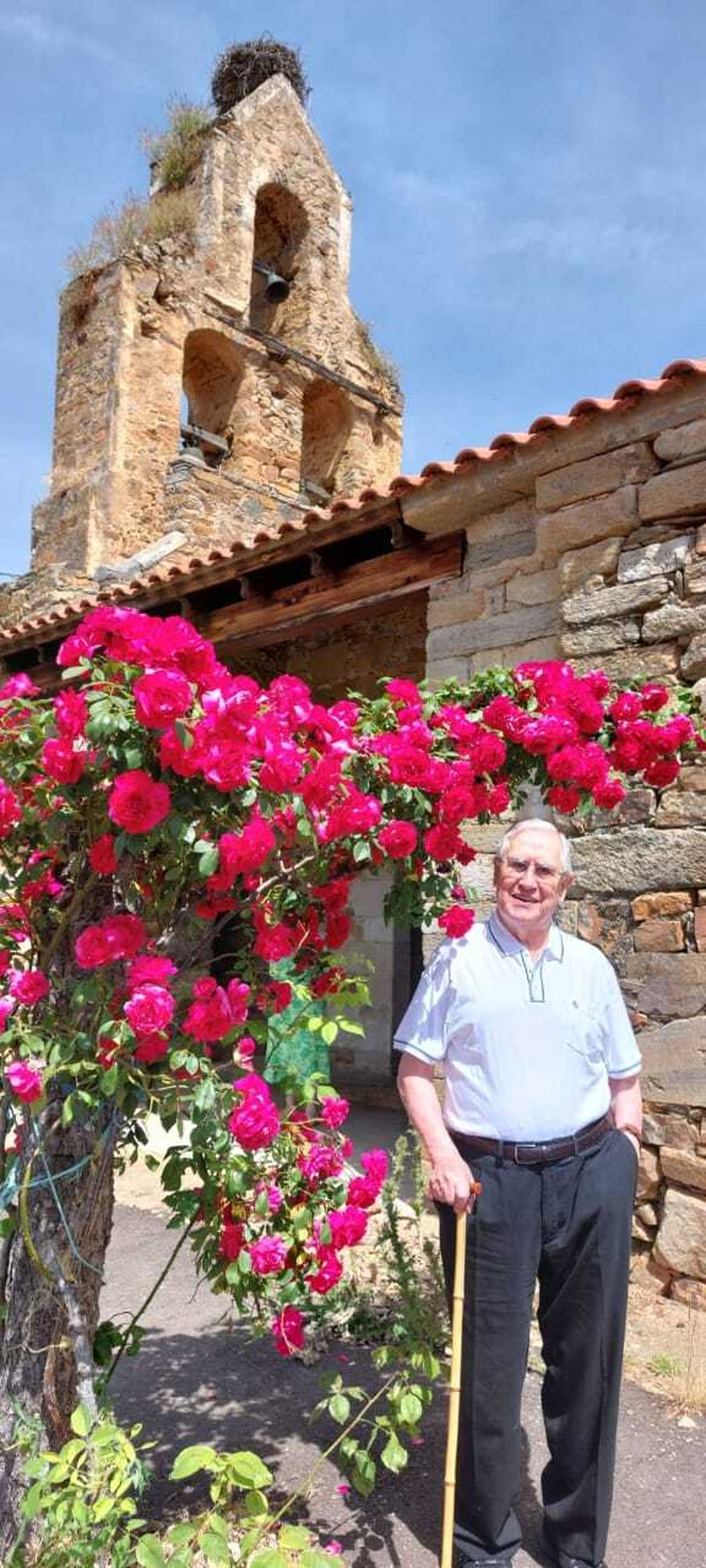 Fr. Manuel en la Iglesia de San Martín, Tardemézar