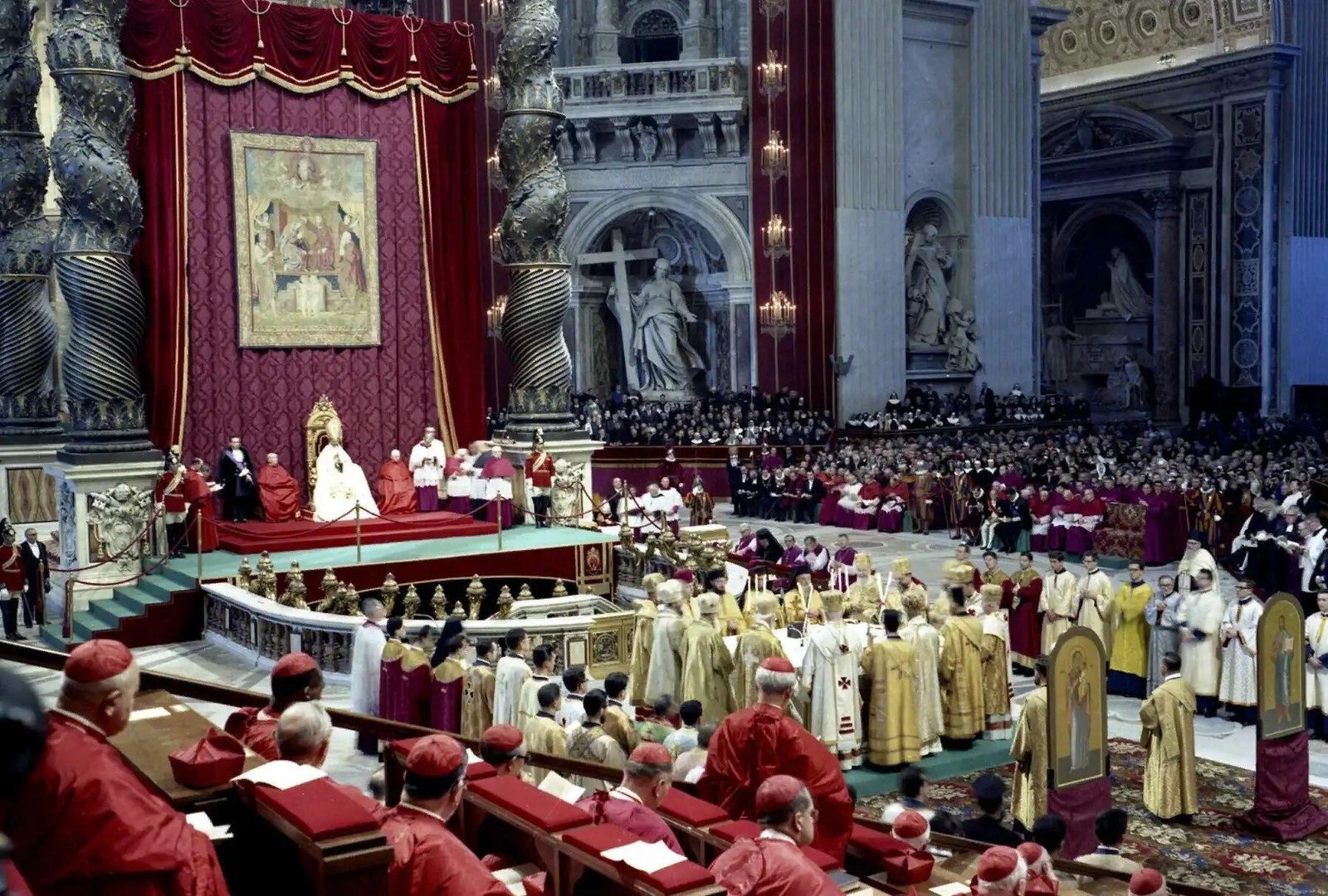Misa de rito oriental durante el Concilio Vaticano II