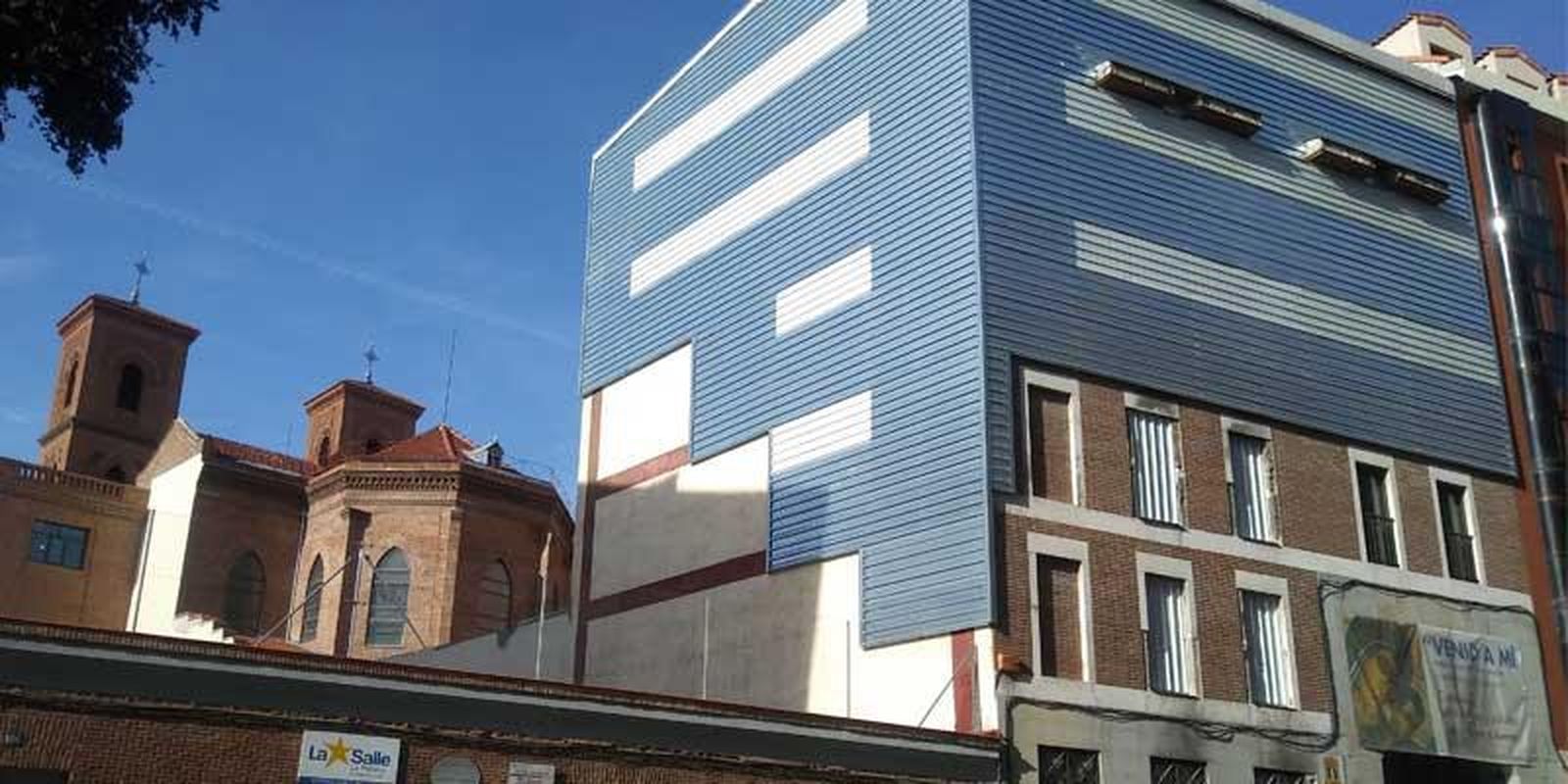 Edificio parroquial de La Paloma