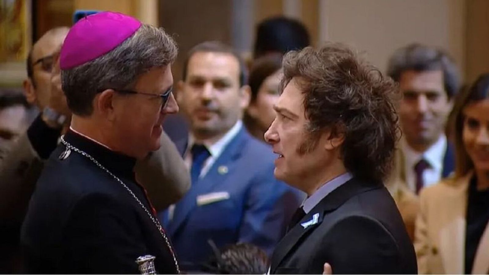 Arzobispo García y Presidente Milei