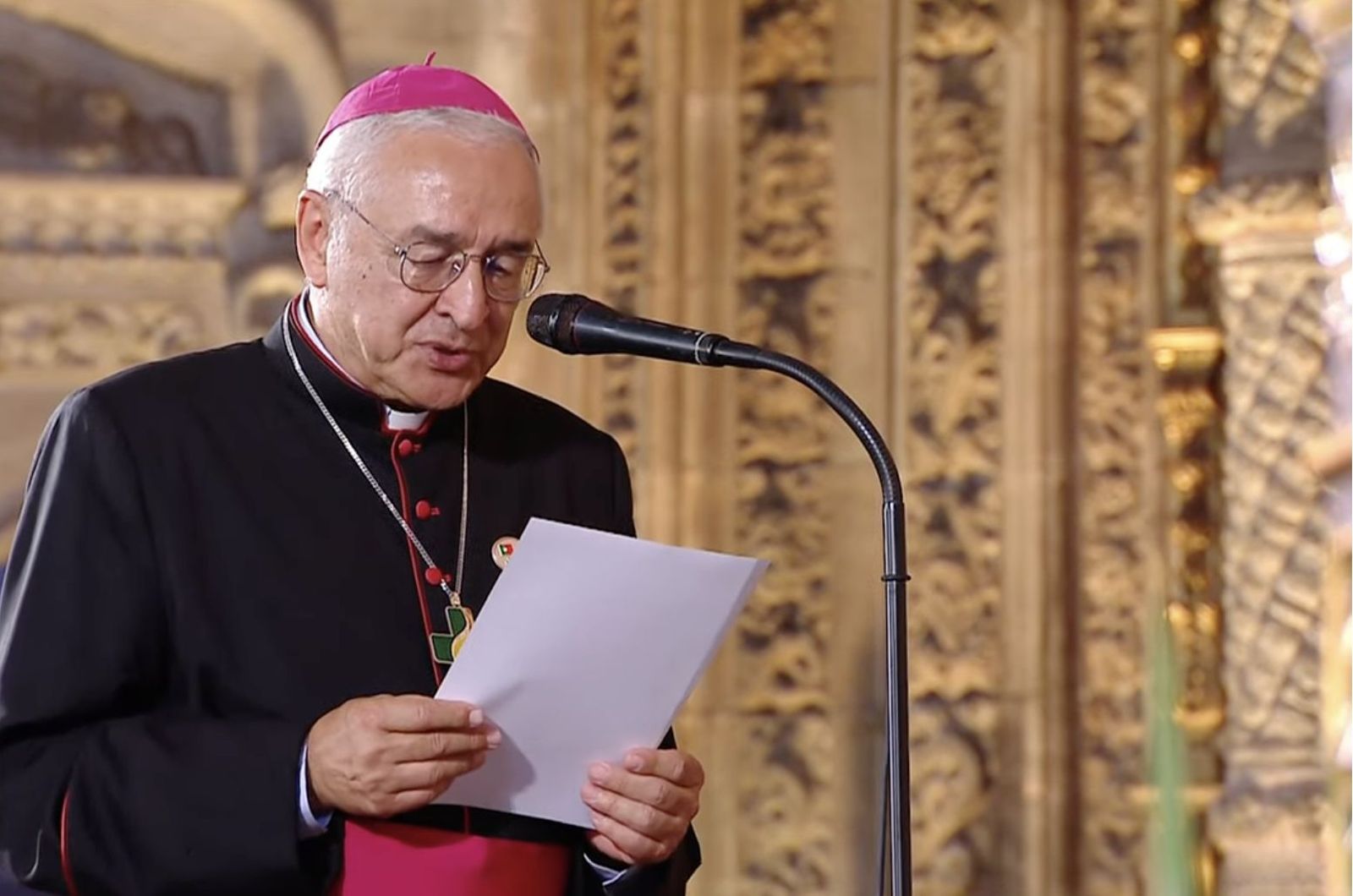 Ornelas, presidente del Episcopado luso, dirigió unas palabras al Papa