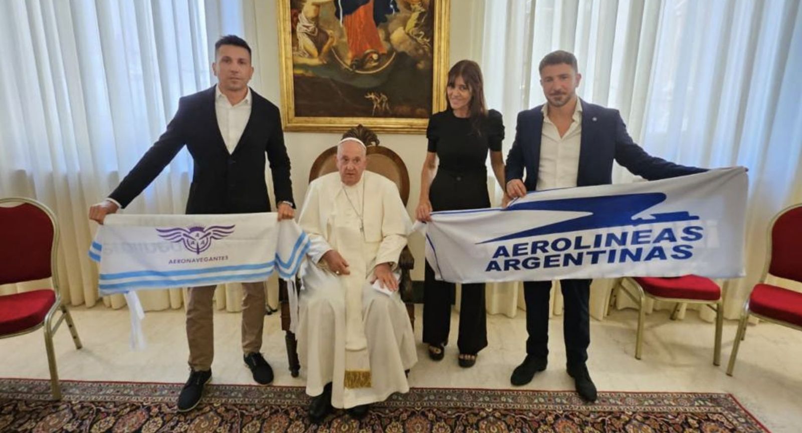 Francisco recibió a sindicalistas de Aerolíneas Argentinas, que Milei quiere privatizar