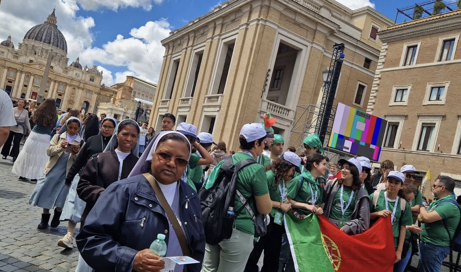 Las últimas colas para despedir a Francisco