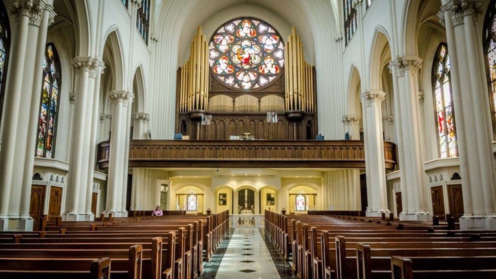 Vandalismo y pintadas anticatólicas en la catedral de Denver