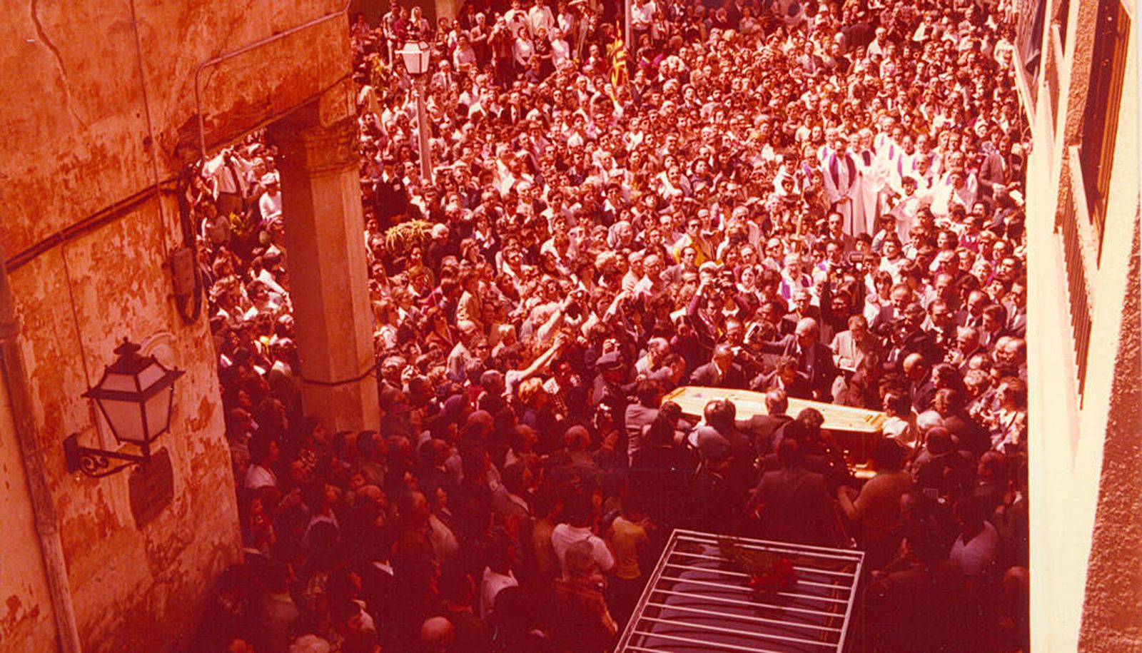 Llegada de los restos del cardenal a España