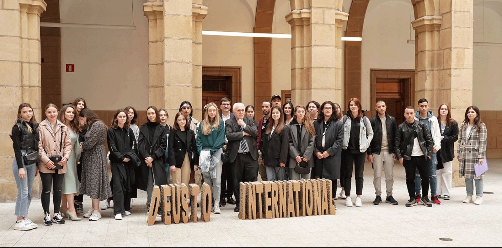 Deusto recibe a los primeros estudiantes de Ucrania