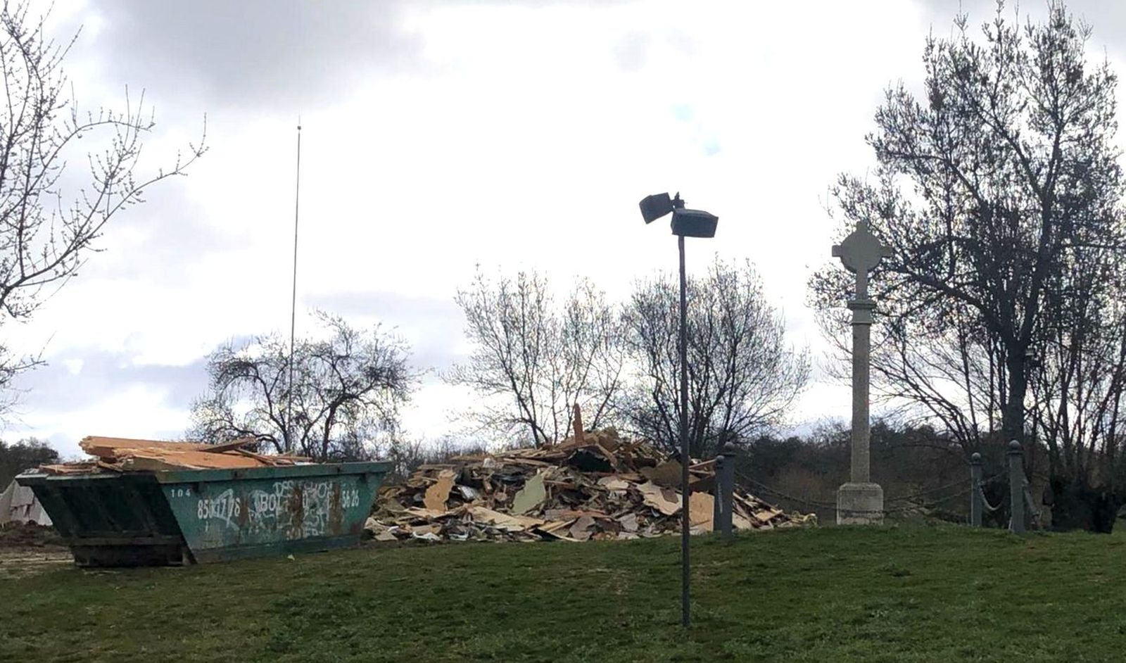 La capilla de Prado Nuevo reducida a escombros