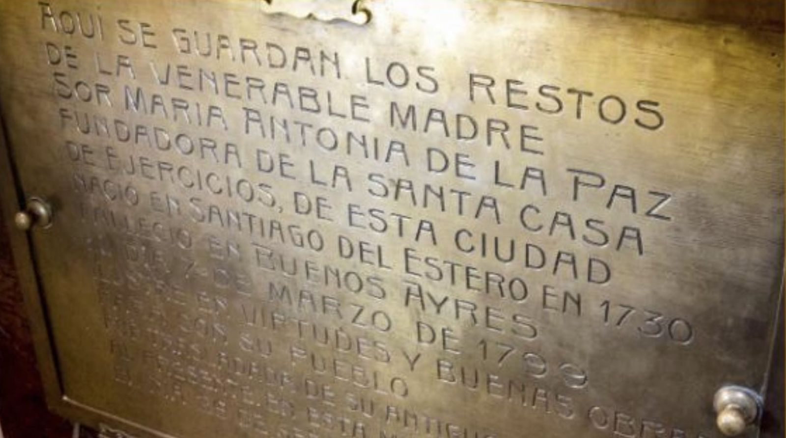 Tumba de Mama Antula