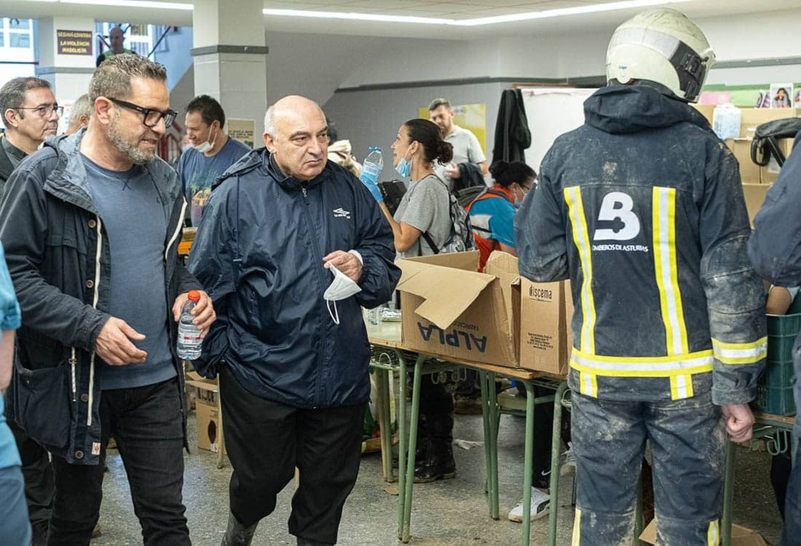 Arzobispo Benavent visitando los lugares afectados por la dana