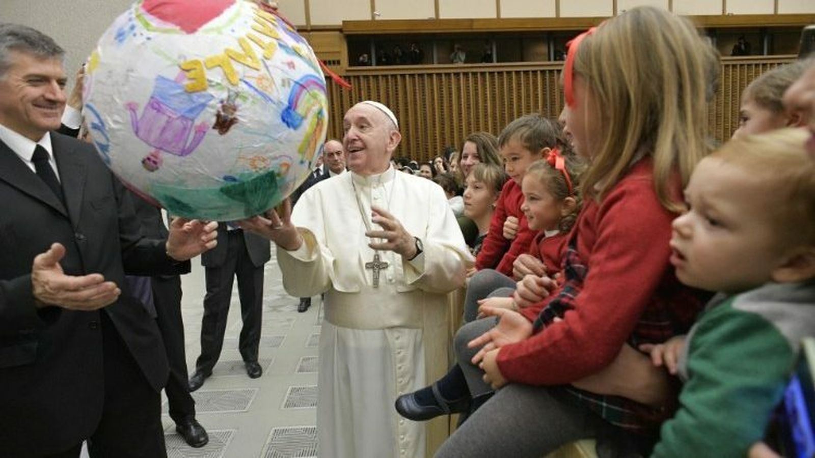La Navidad del Papa con los hijos de los trabajadores del Vaticano