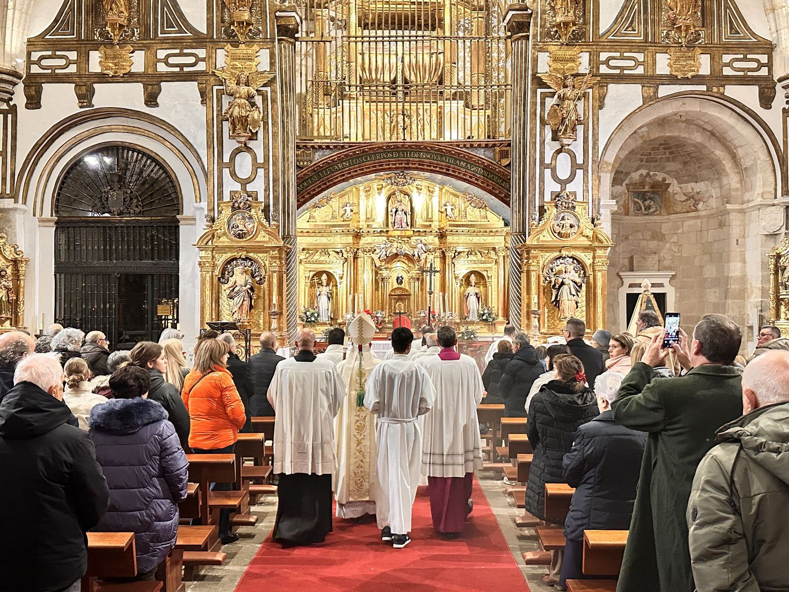 El obispo de Zamora, en Navidad