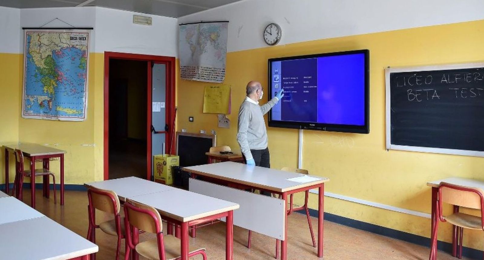 Vuelta (online) a las clases en México: reconstruir el Sistema Educativo Nacional