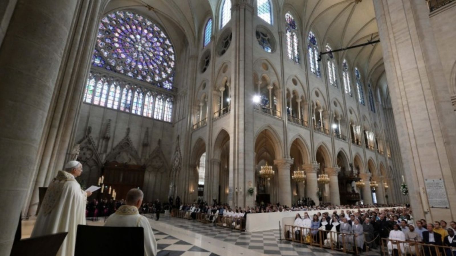 El Papa, en Notre Dame