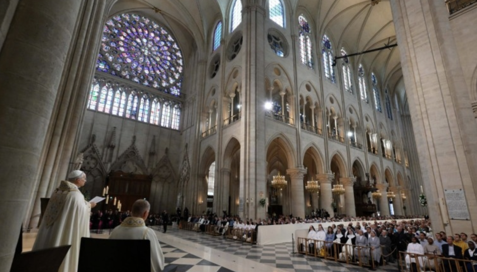 El Papa, en Notre Dame
