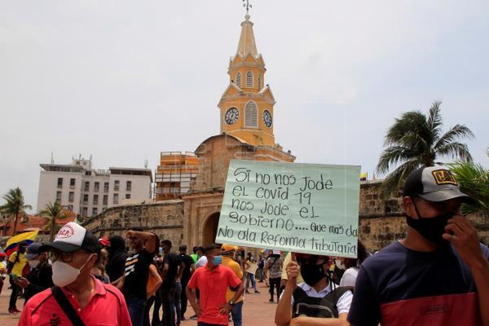 Manifestantes en la ciudad de Cartagena.