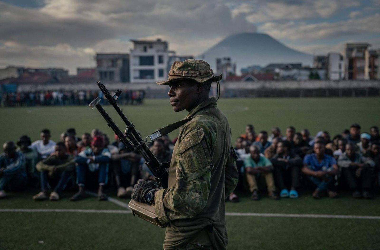 Monseñor Muteba: "La paz en RD Congo deben realizarla los propios congoleños"