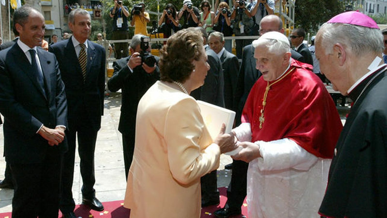 Benedicto XVI visitó Valencia en julio de 2006