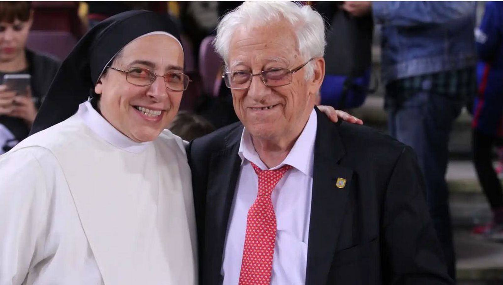 Sor Lucía Caram y el Padre Ángel