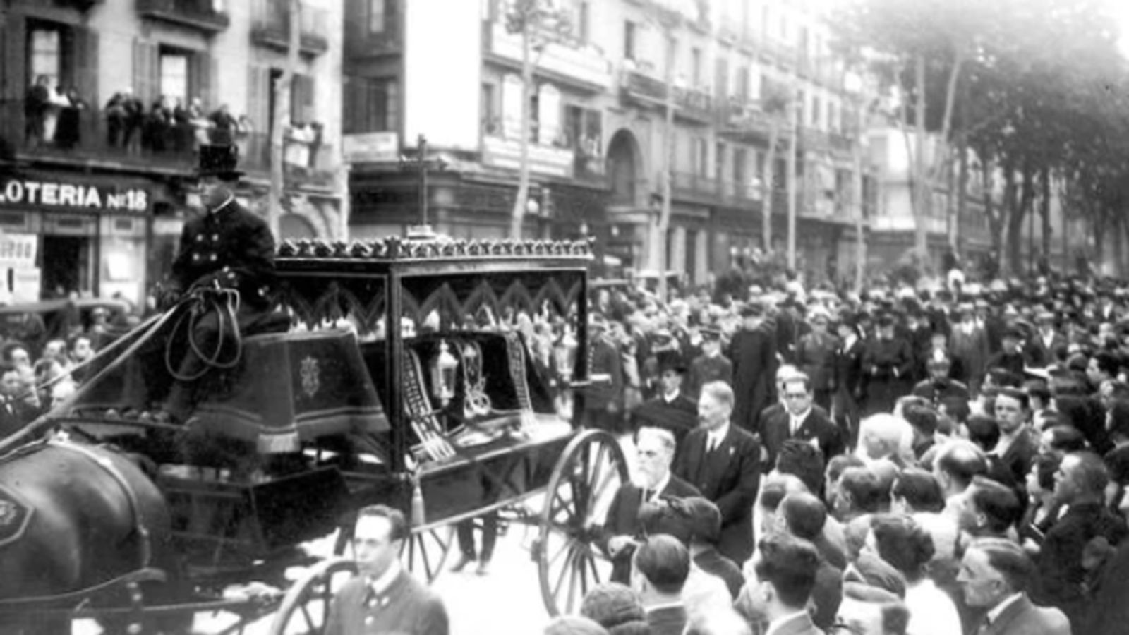 "En el momento de su muerte, Antoni Gaudí ya era un mito consolidado desde hacía décadas", detalla Puigvert