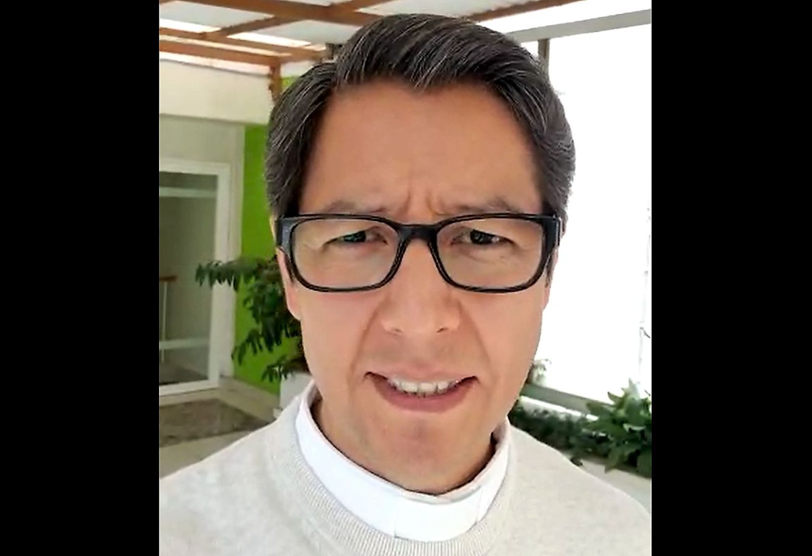 “Hermanos sacerdotes, nos estamos enfermando… compañeros nuestros están muriendo”