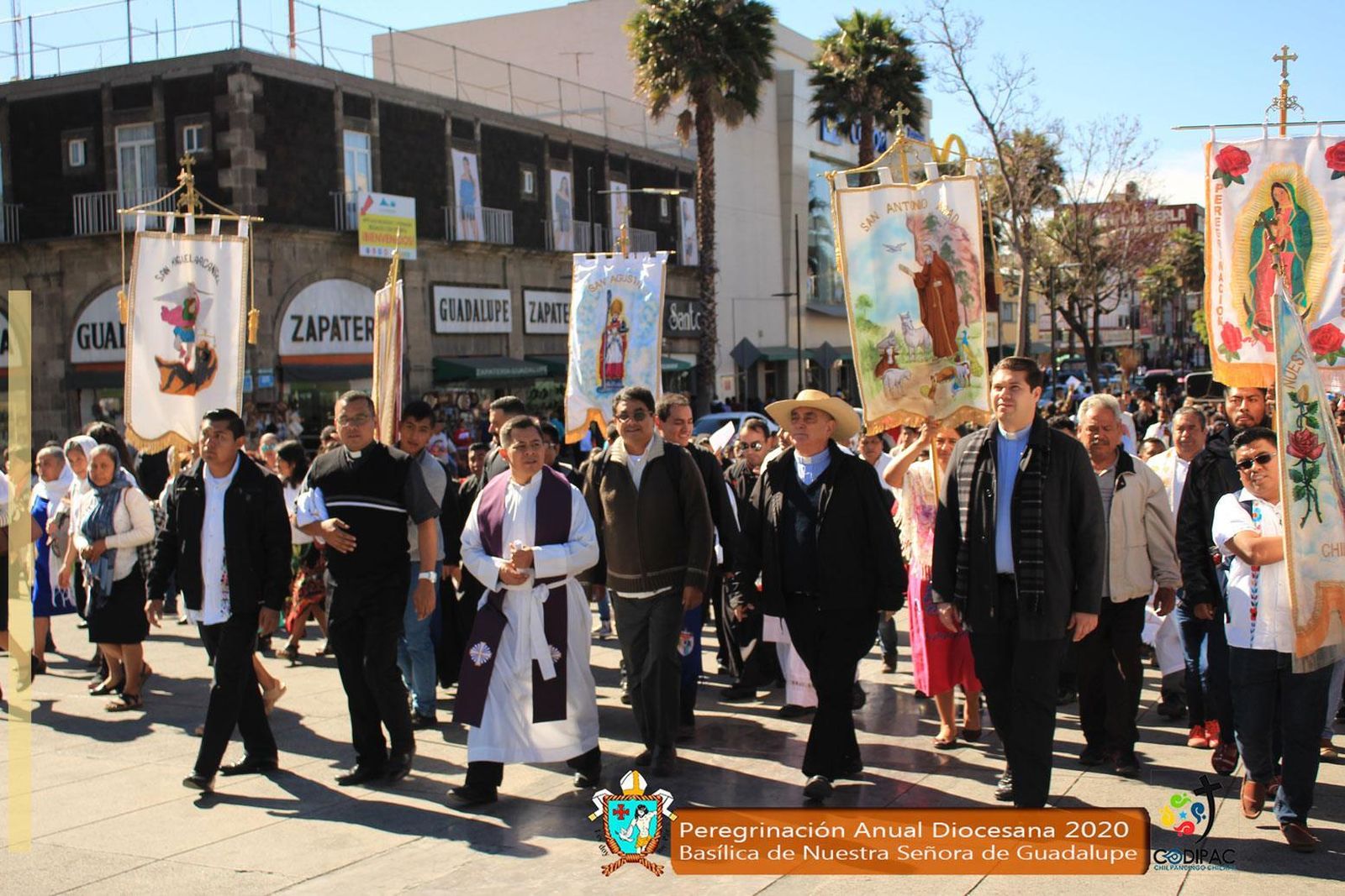 Iglesia. Pueblo que camina.
