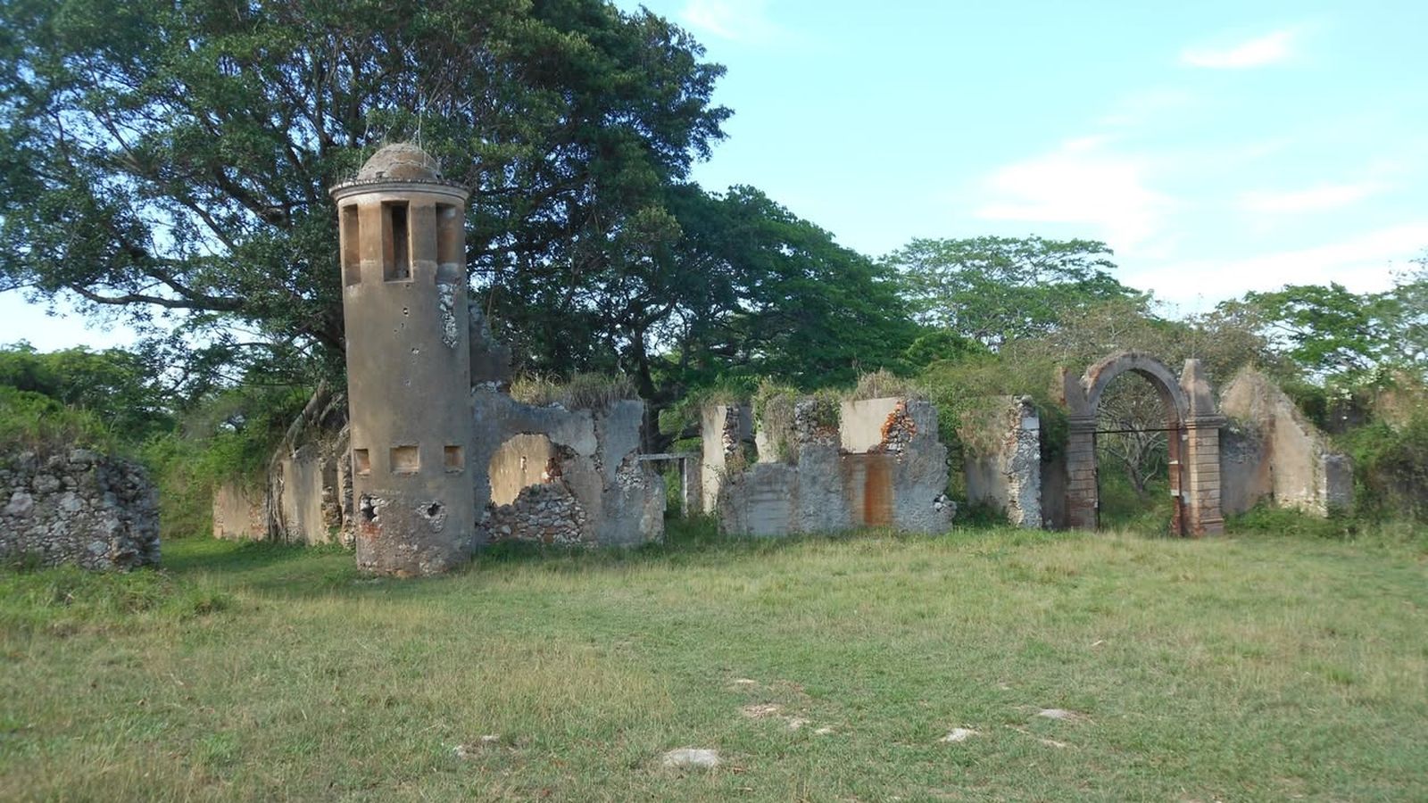 Ruinas de un cafetal en Cuba