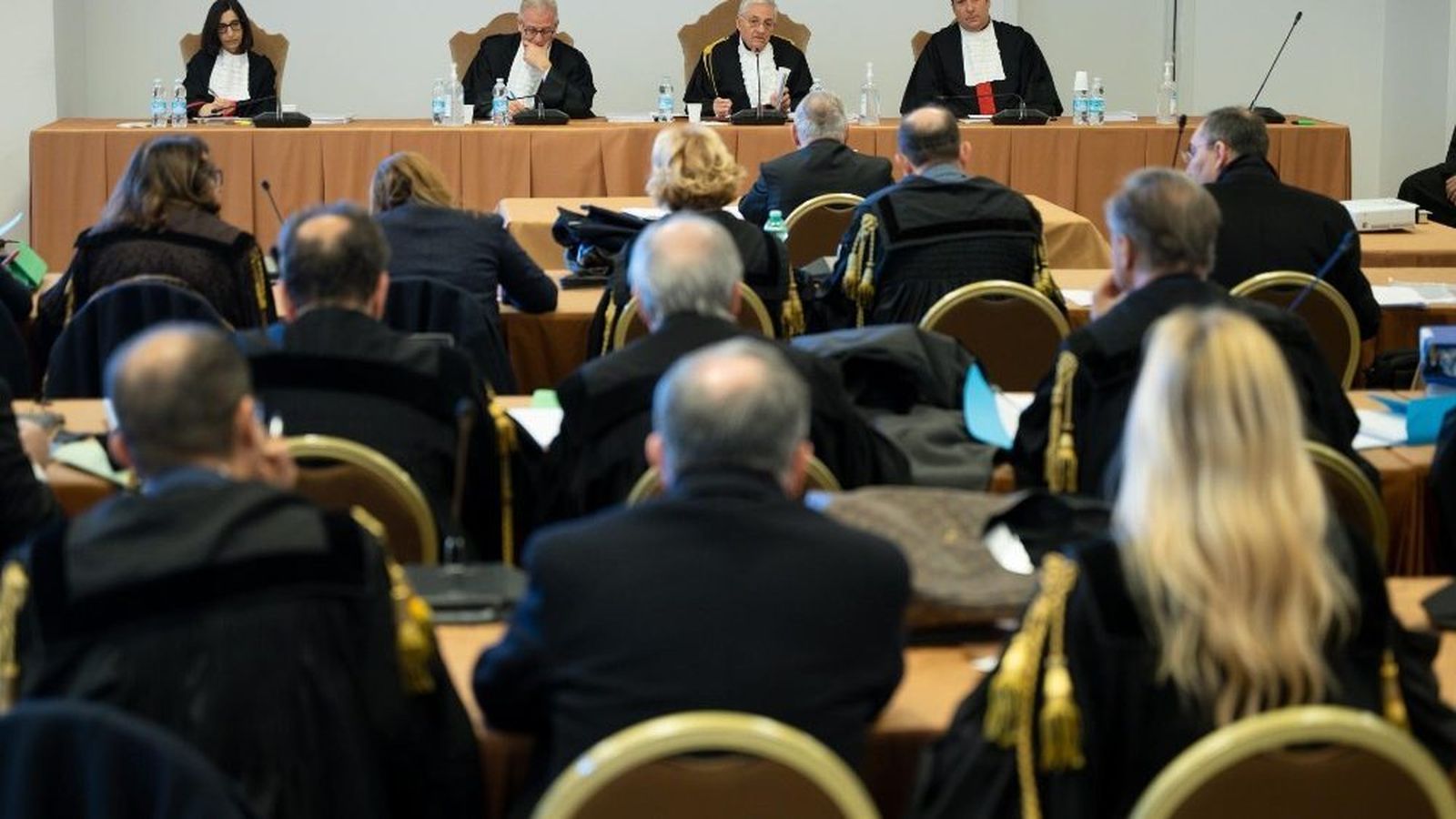 Un momento del juicio por el 'caso Becciu' (foto de archivo)