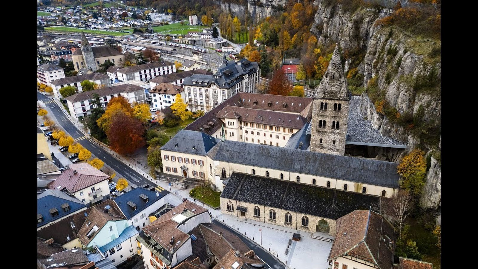 El abad interino de San Mauricio, obligado a dimitir tras ser acusado de abusar sexualmente de un novicio