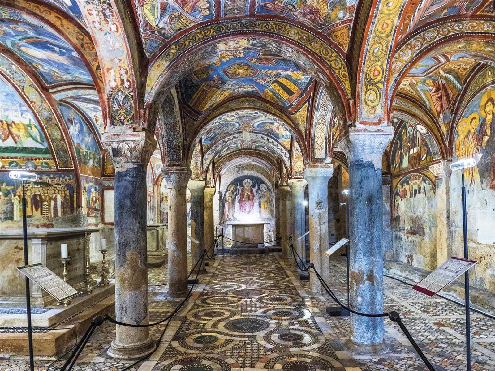 Cripta de San Magno, en la Catedral de Anagni (Italia)
