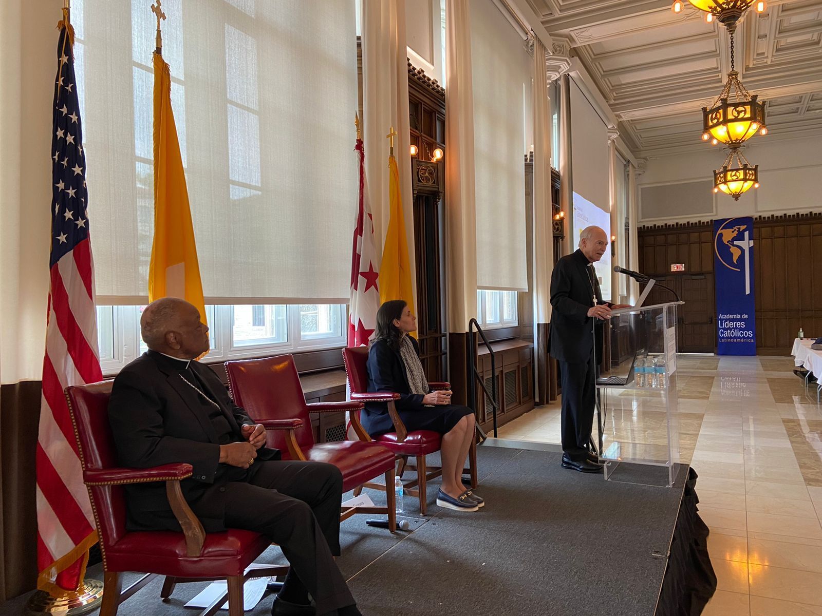 Aguiar y Gregory inauguran el VII Diplomado Internacional en Doctrina Social de la Iglesia