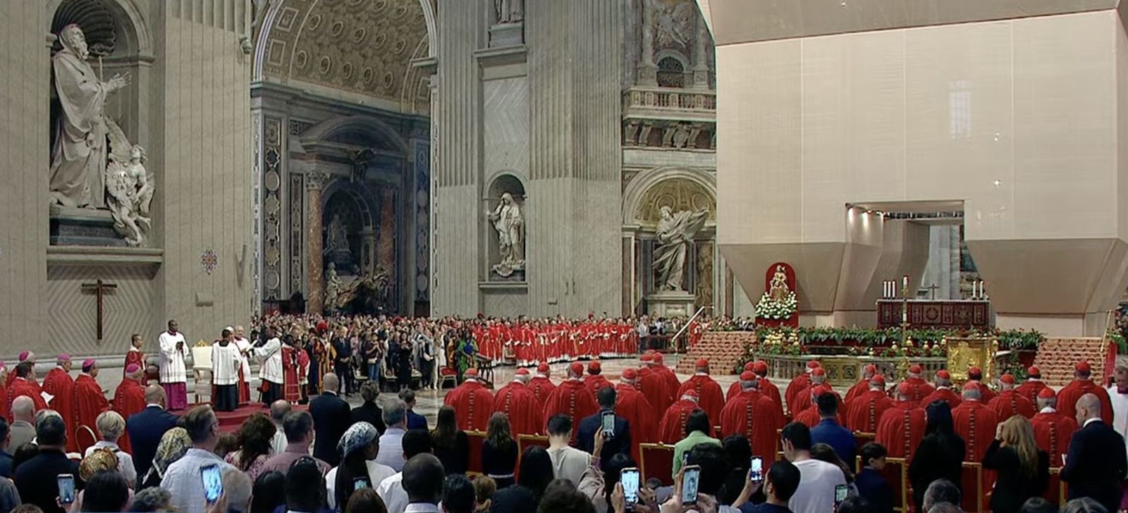 Misa de Pentecostés en el Vaticano