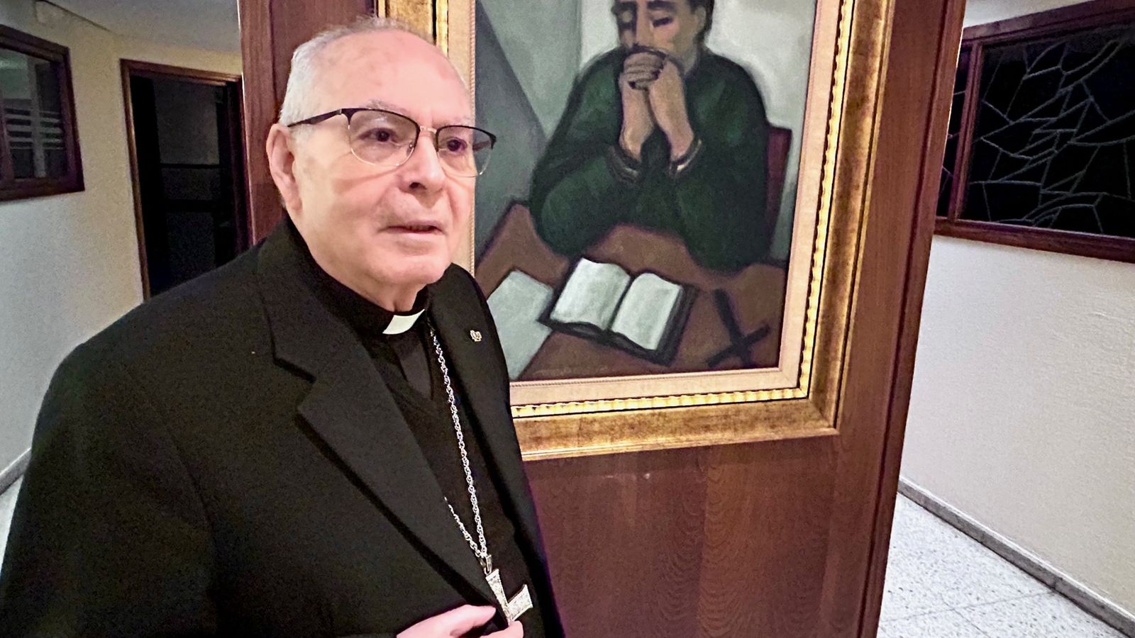 El cardenal Bocos, ante un cuadro del P. Claret muy querido por él