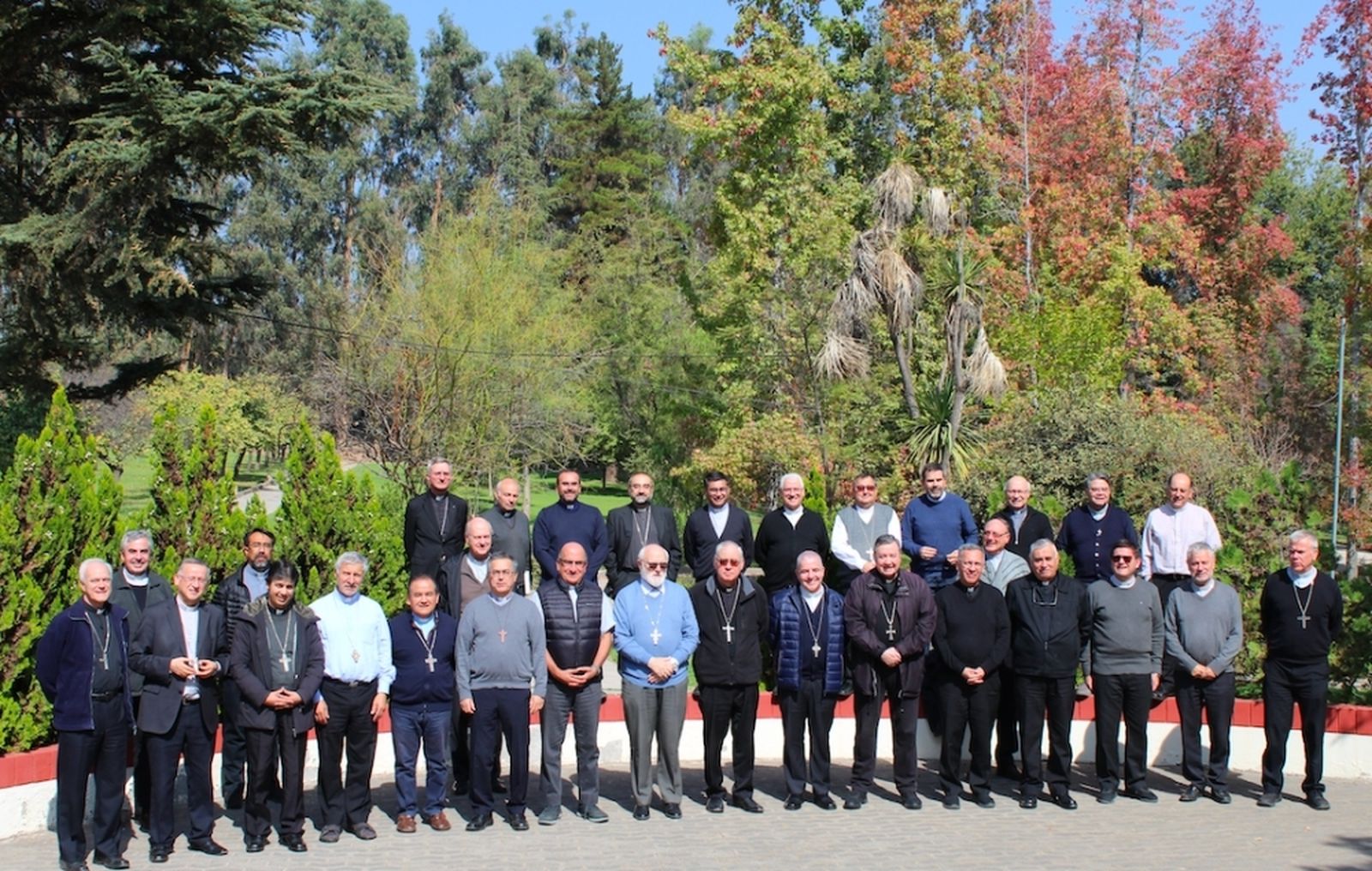 Obispos se unieron “al dolor y angustia de muchos habitantes” en Chile