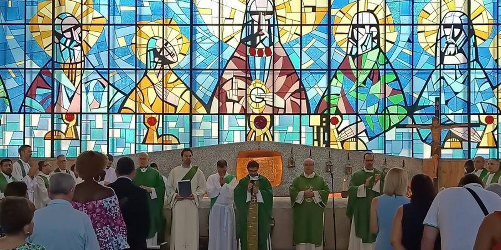 Monseñor José Cobo en Villaverde