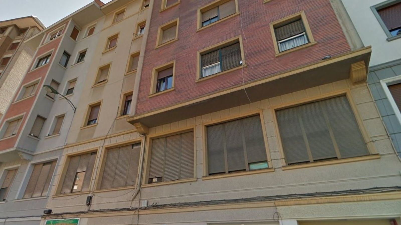 Fachada del edificio propiedad del Obispado en Bilbao.