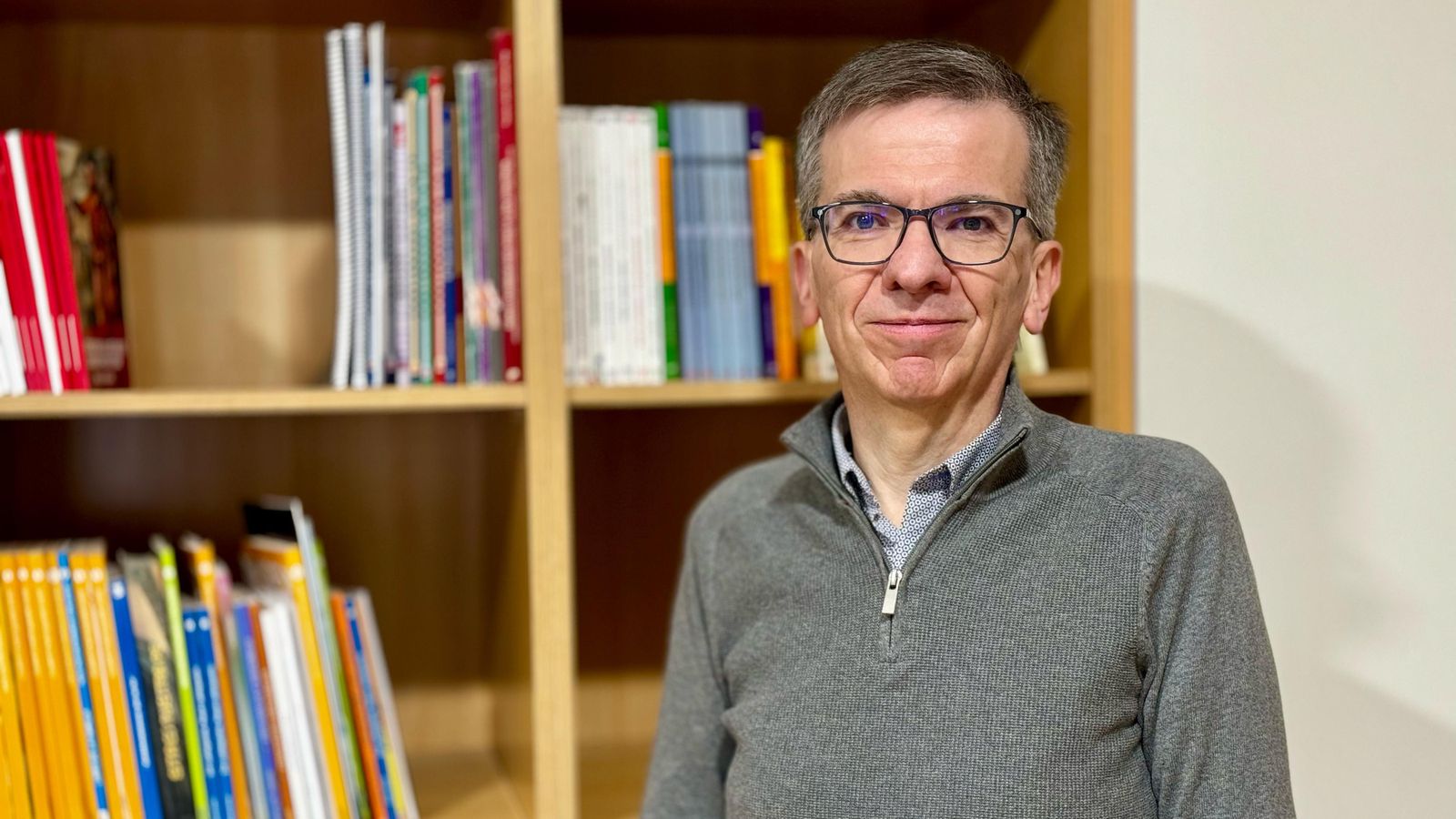 El sacerdote y psicólogo Damián Picornell