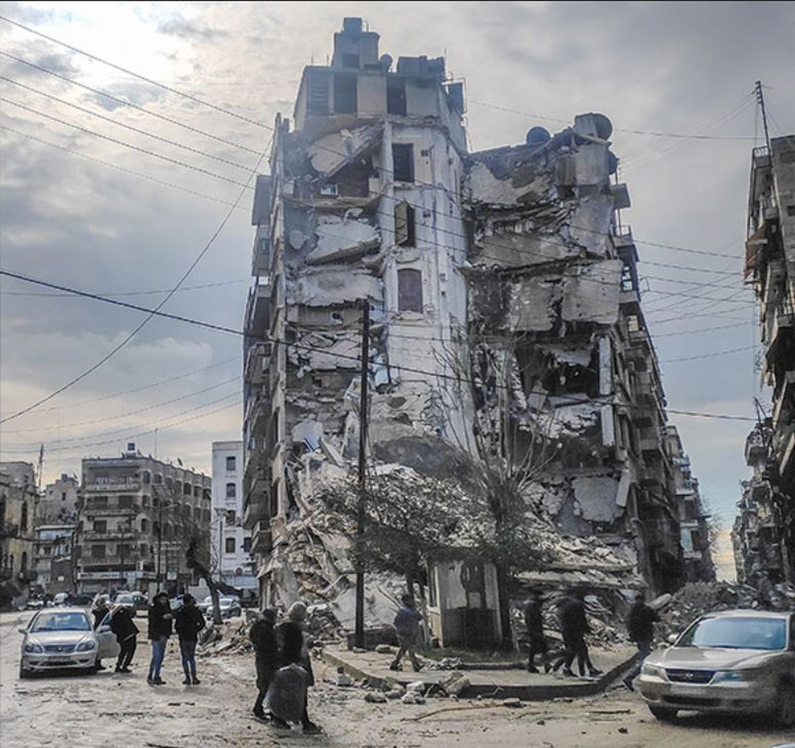 Edifio destrozado en Alepo