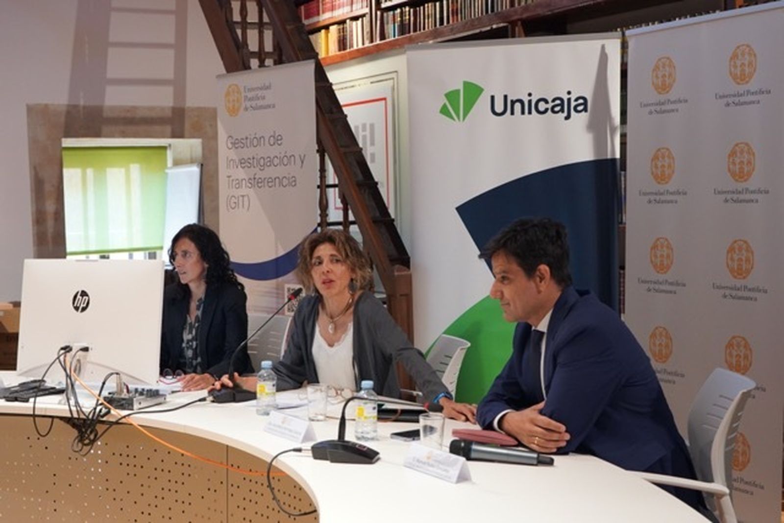 Mesa presidencial Talent Junior