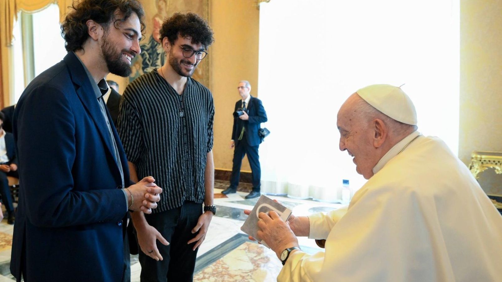 El Papa durante la audiencia a los participantes de la edición del 2023 del Concurso de Navidad, 'Christmas Contest'