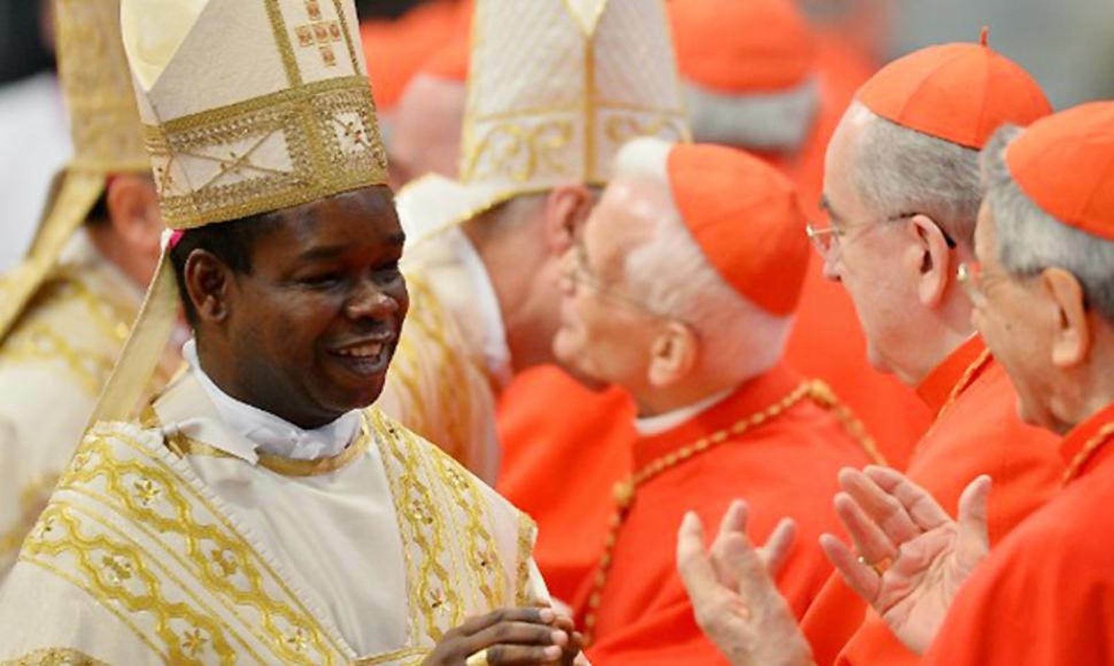 El arzobispo Fortunatus Nwachukwu