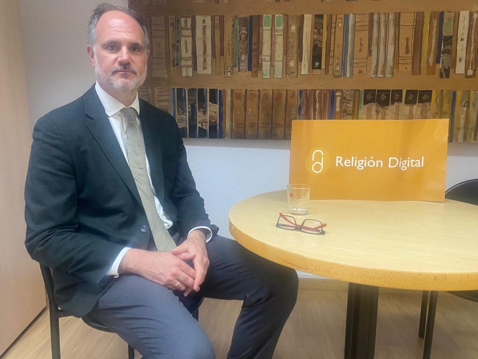 Javier de Cendra, en los estudios de Religión Digital