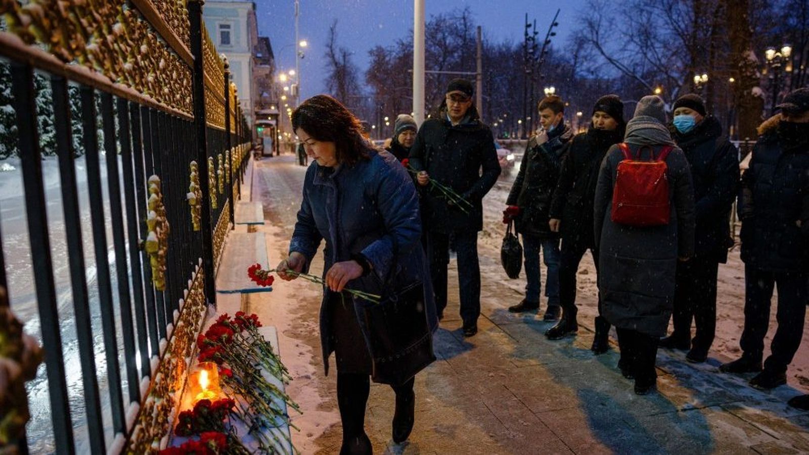 Luto por los muertos en las protestas de Kazajistán